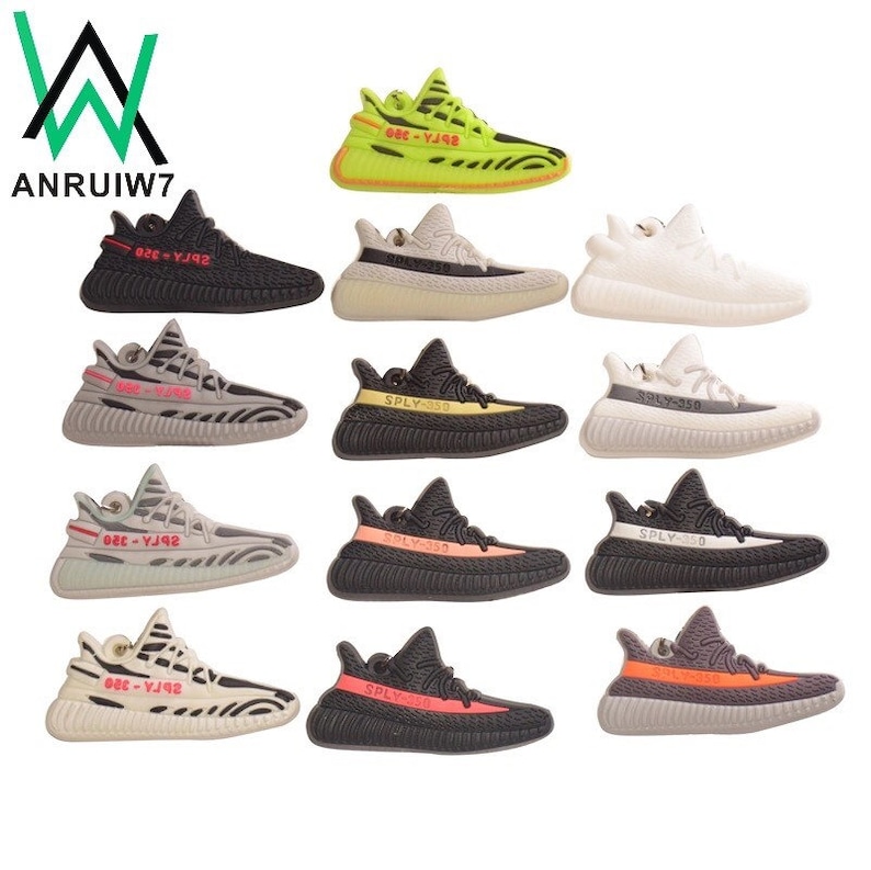 yeezy boost 350 v2 moonrock