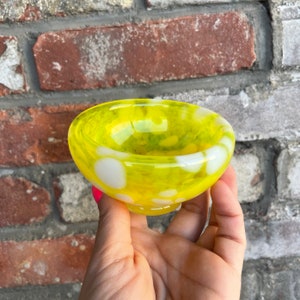Yellow Spots Bowl, Blown Glass, Glass Bowl, Small Bowl, Gift Ideas, Housewarming Gift, House Closing Gift, Kitchen Utensil, Mothers Day Gift