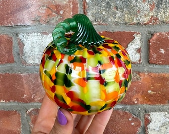 Autumn Glass Pumpkin, Blown Glass, Autumn Décor, Fall Decoration, Autumn Leaf Design, Fall Colors, Fall Table Decoration, Colorful Glass