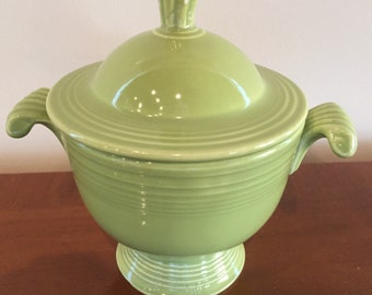 Fiesta Ware Sugar Bowl and Lid Cover Light Green Old Original Line Chartreuse