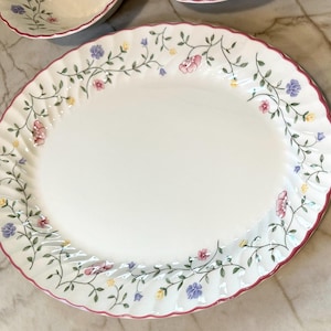 Johnson Brothers “Summer Chintz” Oval Platter 13-1/2”