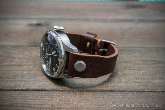 Pilot style online watch strap