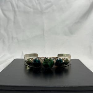 Jay King 925 Sterling Silver Circle Bezel Set Malachite Cuff Bracelet with Swirl Engraving