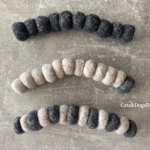 Cat Toys/Felt Caterpillar/Cat Balls/Dog Toys/Felt Toys/Felt Balls/Ecotoys/Cattoys/Dogtoys/Feltballs/Pettoys