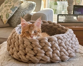 Vegan cat bed/dog bed/cat basket/dog basket/cuddle cave/catbed/dogbed/catcave/dogcave/cathouse/doghouse/cotton/organic cotton