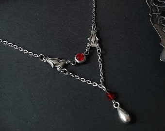 Red gemstone garnet Victorian chain necklace - Witchy, stones, protection, crystals, alternative, goth, gothic, romantic, Equinoxart