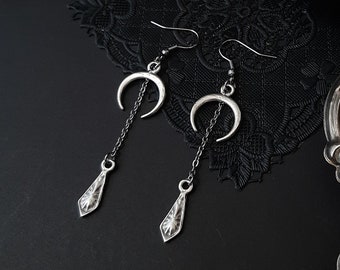 Boucles d'oreilles lune et étincelle - Witchy, alternative, goth, sorcière, gothique, céleste, bohème, Equinoxart