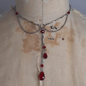 Collier en acier inoxydable avec cristaux de sang qui coule - vampire, Dracula, cristaux pourpres, collier gothique, vampy, Equinoxart