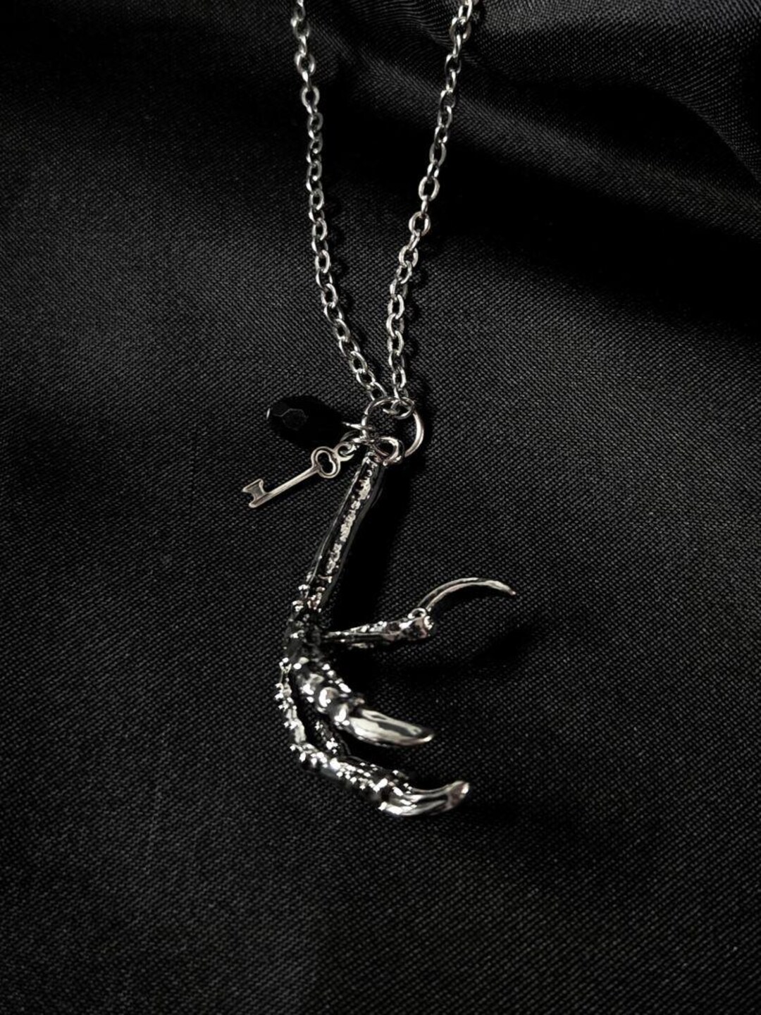 Raven claw Silver Crow Necklace: Black Crystal Witch Charm, Gothic Jewelry