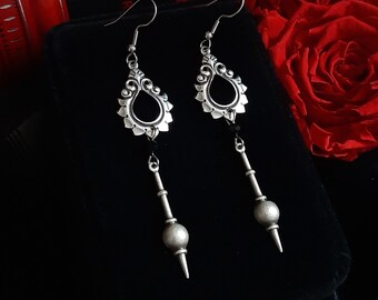 Spike pendulum Earrings - Gothic, Witchy, Vampire, alternative, occult, Equinoxart