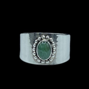 Natural Emerald Sterling Silver Cigar Ring (Size 7)