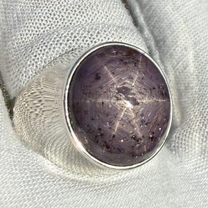 Natural Star Sapphire Sterling Silver Ring (Size 9.5)