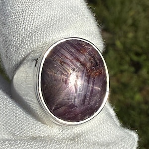 Natural Purple Star Sapphire Sterling Silver Ring | Size 7.5