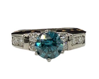 2.02 Karat Blauer Diamant Platin Verlobungsring (Größe 6.75)