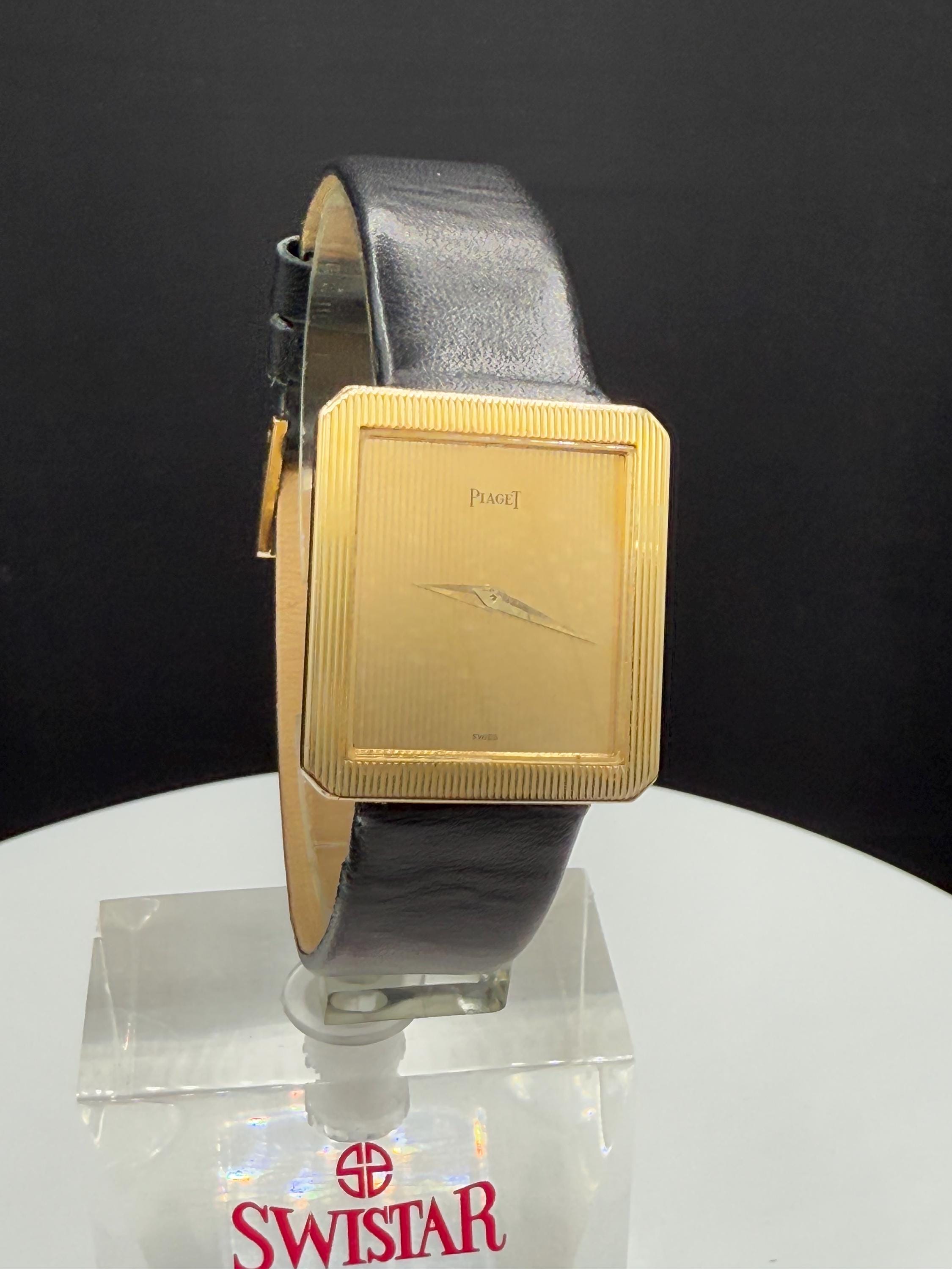 Piaget Vintage Diamond Bezel Dial 18K Gold Ladies Watch
