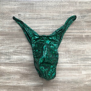 Custom Men&#39;s Bodybuilding Posing Trunks - Emerald Green - Competition Trunks