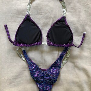 Competition Bikini Dark Fuchsia Amethyst Montana zdjęcie 2
