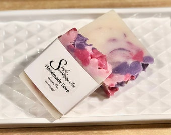 Sweet Pea Handmade Soap - Holiday Gift Soap - Pamper  her gifts - Gifts Under 10 dollars - Girlie  Girl Gifts  - Things that Sparkle