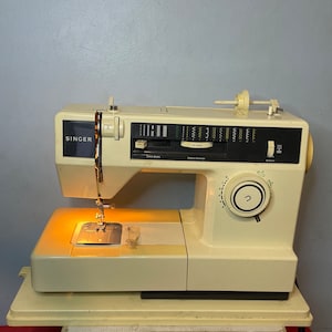 Singer-naaimachine model 484 1544180