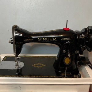 Singer Class 15 Sewing Machine Bobbins Model 15-90 15-91 15-86 Kenmore Lot  of 8