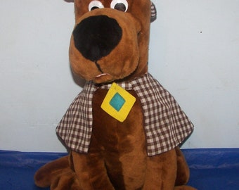 Vintage Sherlock Scooby-Doo 22" Plush