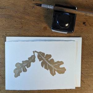 Gouden eikenbladeren handgedrukte Linoprint kaart