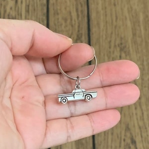 Retro Car key chain-Purse fob-Hot Rod keychain-key ring-zipper pull-Vintage car