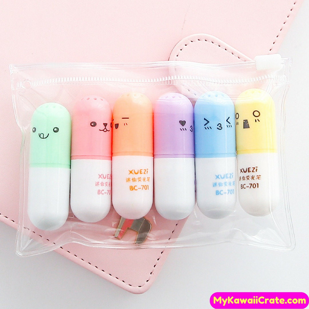 Cute Essentials - Glitter Highlighter (various designs) / Set