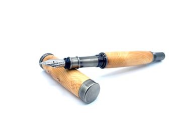 Antique fountain pen yew