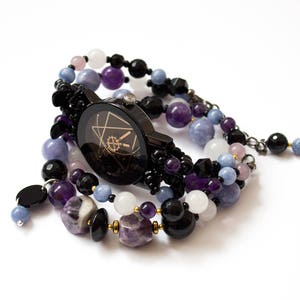 Amethyst, onyx woman beaded wrist analog watch, made of gemstones. Compass watch. Handmade anniversary gift idea. Watch band. Women watches
