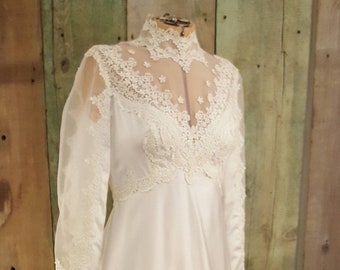 Sale!/Stunning Victorian Vintage 1960s Empire Waist William Cahill Wedding Dress/Modest/Temple/LDS/Mormon/Bridal/LDS