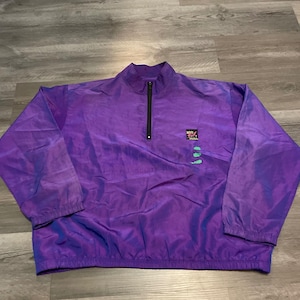 Interplanetarisk vindjacka i vintagestil i surfstil, lila, skimrande XL