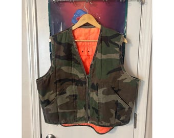 Chaleco de caza de camuflaje boscoso vintage, color naranja brillante, forro acolchado, talla XL para hombre.