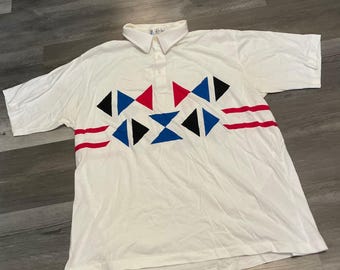 Polo de algodón blanco para hombre, talla XL, con estampado geométrico abstracto, de la marca Vintage Players by Van Heusen.