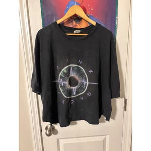 Liquid Blue Pink Floyd Prism Eye T Shirt 2XLT Black Graphic Tee crop top image 1