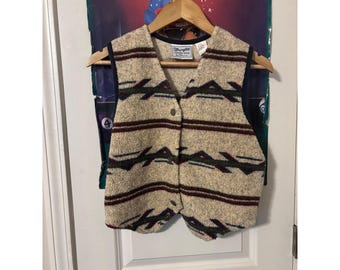 Chaleco polar Wrangler Western Wear estilo suroeste Sherpa, talla pequeña LP8195T, color crema