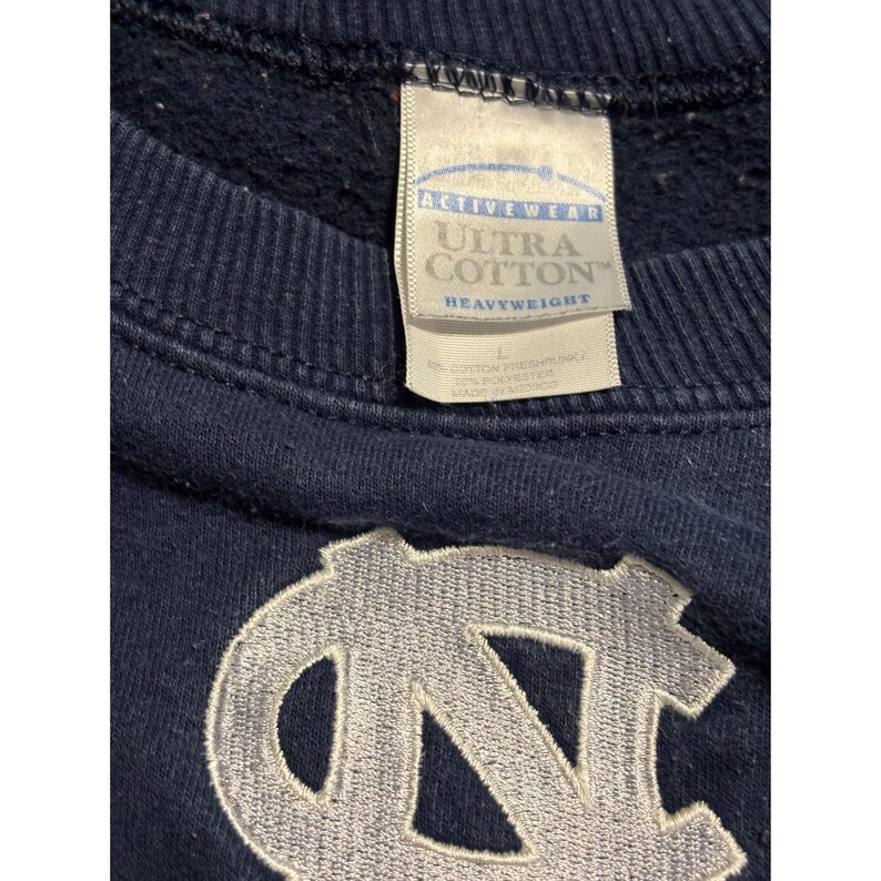 Bluza Gildan Activewear North Carolina Mom w kolorze granatowym, haftowana, rozmiar L zdjęcie 5