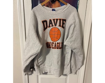 Vintage Majestic Athletic Davie War Eagles baskettröja grå USA-tillverkad