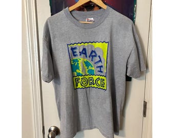 Camiseta vintage Hanes Earth Force para hombre, talla grande, gris, con estampado de los años 90.