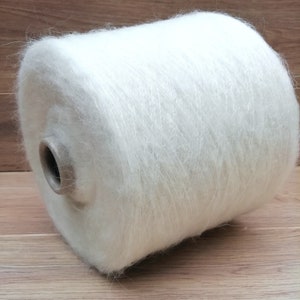 Luxury super kidmohair yarn on cone Lace mohair Milk white soft yarn Hand and machine knitting Weaving Crochet 100-200g/3.5-7oz yarn cake