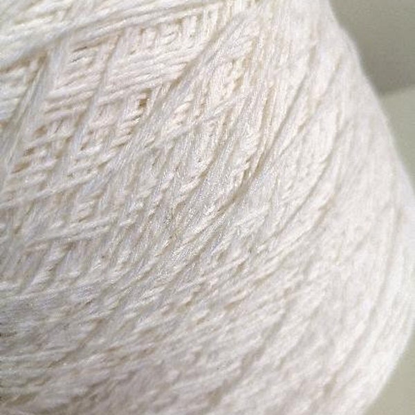 Filato di cotone e lino di seta Cono di filato estivo naturale al 100% Lino bianco Fibra di seta Maglieria a mano e a macchina Filato per tessitura Uncinetto Filato da 100 g/3,5 once