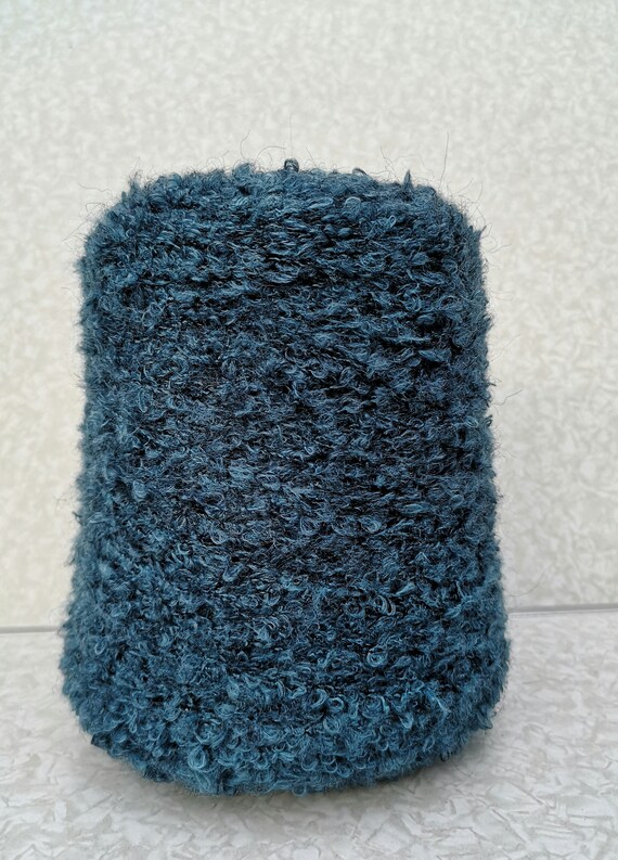 wool boucle yarn