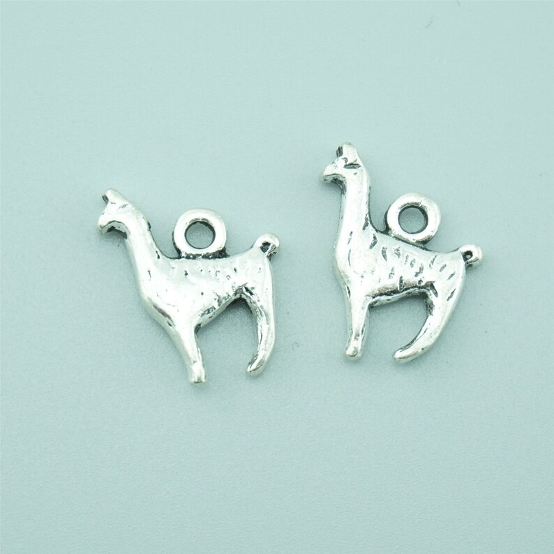 20pcs 13x17mm Antique Silver Alpaca Charm Pendants Z0512