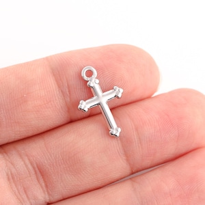 Stainless Steel Cross Charm Jewelry Necklace Pendant Accessories Y844