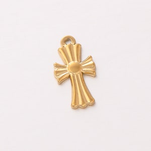 Stainless Steel Cross Charm Jewelry Necklace Pendant Accessories Y842