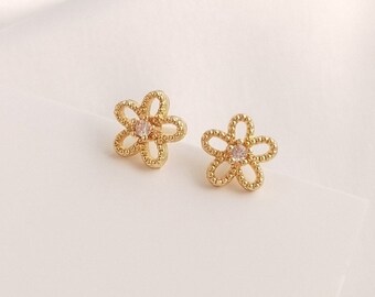14K 7mm Gold Plated Brass Zircon Flower Ear Studs Jewelry Earring Studs Accessories R151YY