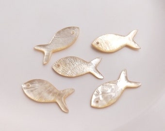 10x26mm Natural Shell FIsh Charm Jewelry Bracelet Necklace Earring Pendant Accessories A34YY