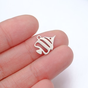 Stainless Steel Tropical Fish Charm Jewelry Necklace Pendant Accessories Y406