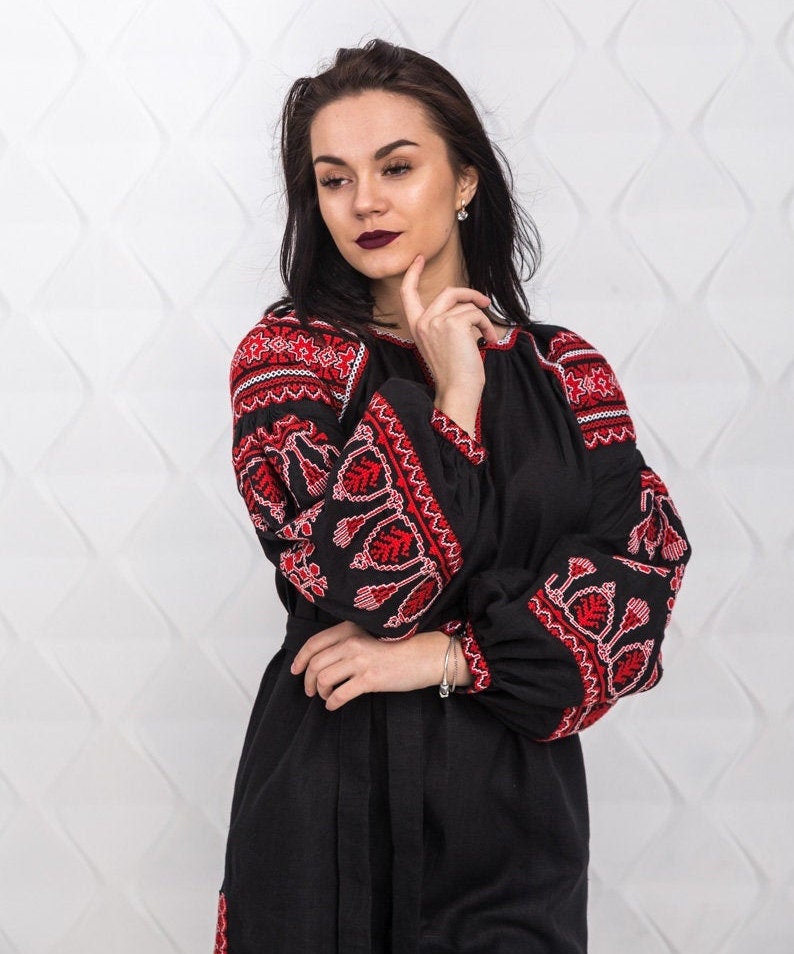 Embroidered Black Boho Tunic Bohemian Style Ukrainian | Etsy