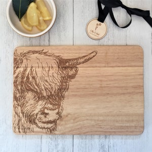 Wooden Serving, Chopping Board, cutting board, engraved Highland Cow - ideal for engagement, house warming, wedding, birthday or anniversary